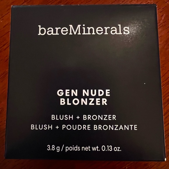 Radiant complexion set - Picture 2 of 5